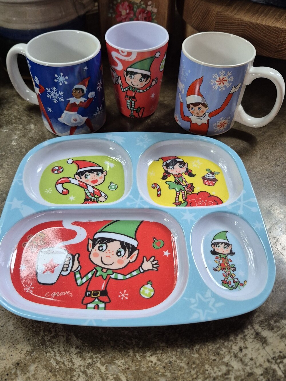 4pc. Kids Elf On A Shelf Christmas Plate And Cup With 2 Mugs Bundle
